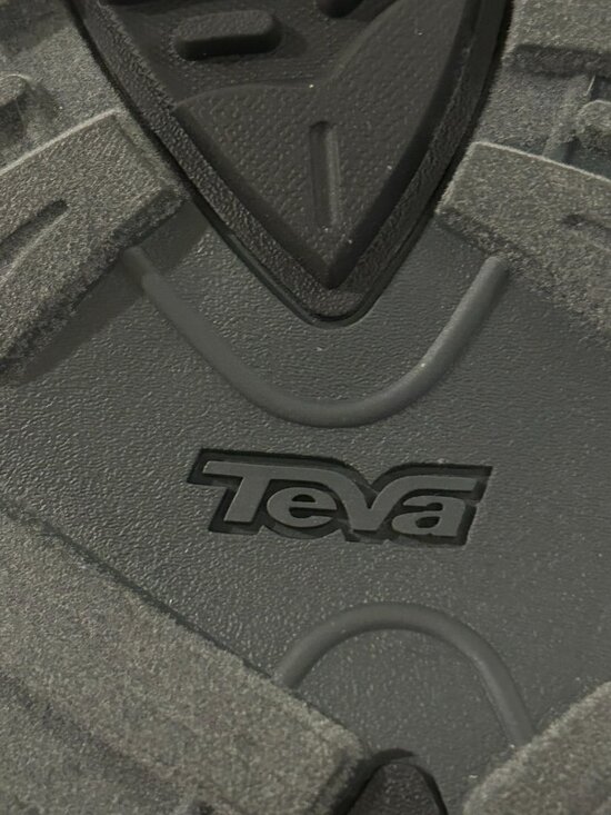 Teva Hurricane 4 Sandals